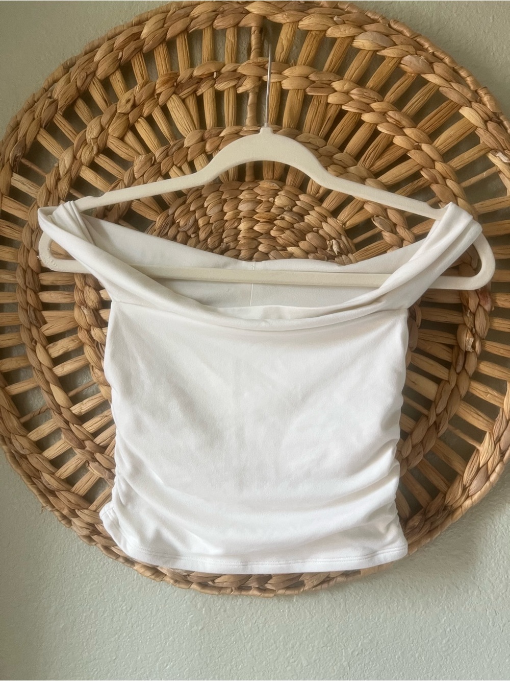 Hollister White Crew Neck Shirt